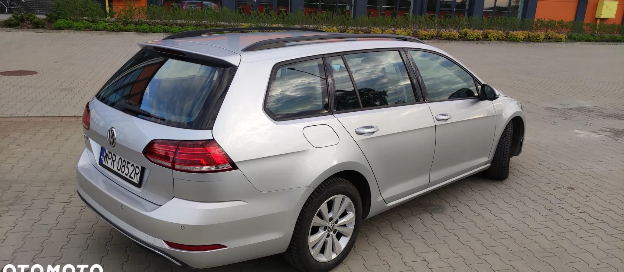 Volkswagen Golf cena 54900 przebieg: 195000, rok produkcji 2018 z Lębork małe 172